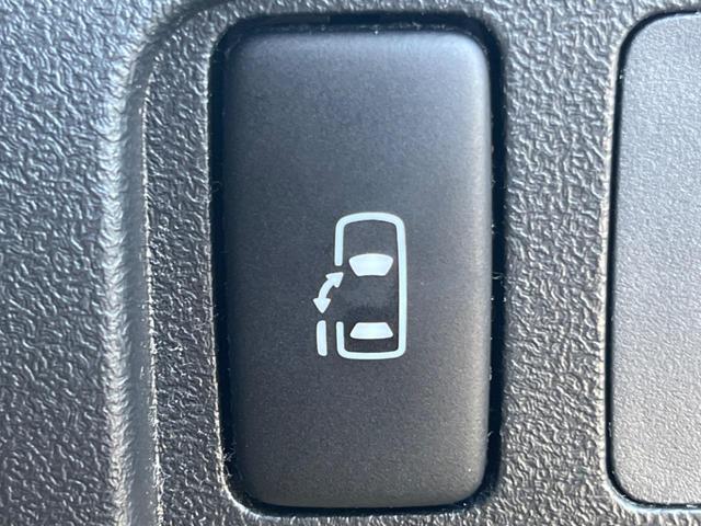 タント カスタムX 禁煙車 ナビ パワースライドドア スマートキー オートエアコン アイドリングストップ Bluetooth接続 電動格納ミラー プライバシーガラス(4枚目)