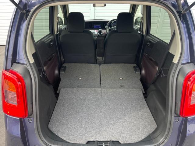 普段のお買い物や通勤、送迎等に十分な荷室スペースを確保しております。セカンドシートを倒すと、大きな荷物の積載も可能です♪