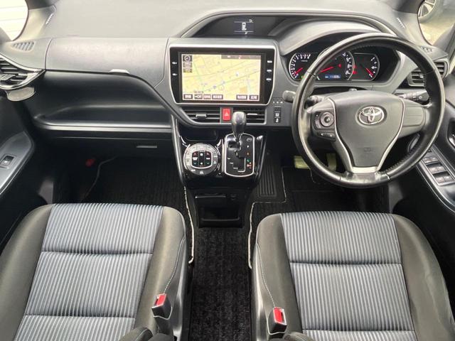 ヴォクシー ZS 煌II 禁煙車 純正10インチナビ トヨタセーフティセンス 両側パワースライドドア 8人乗り ETC ドライブレコーダー 純正アルミホイル 革巻きステアリング スマートキー(2枚目)