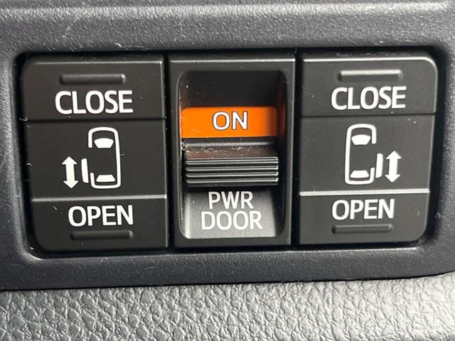 ヴォクシー ZS 煌II 禁煙車 純正10インチナビ トヨタセーフティセンス 両側パワースライドドア 8人乗り ETC ドライブレコーダー 純正アルミホイル 革巻きステアリング スマートキー(6枚目)