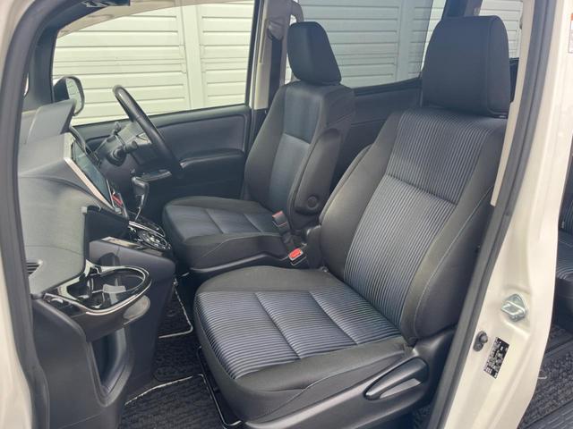 ヴォクシー ZS 煌II 禁煙車 純正10インチナビ トヨタセーフティセンス 両側パワースライドドア 8人乗り ETC ドライブレコーダー 純正アルミホイル 革巻きステアリング スマートキー(47枚目)