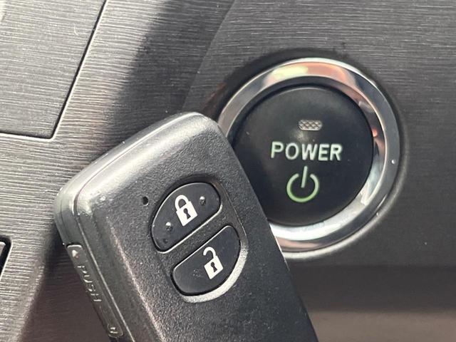 プリウス S 純正ナビ 禁煙車 オートエアコン 純正15インチアルミ CD フルセグ スマートキー(5枚目)