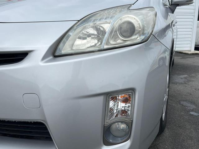 プリウス S 純正ナビ 禁煙車 オートエアコン 純正15インチアルミ CD フルセグ スマートキー(12枚目)