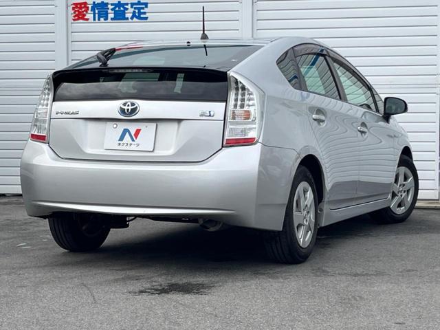 プリウス S 純正ナビ 禁煙車 オートエアコン 純正15インチアルミ CD フルセグ スマートキー(34枚目)