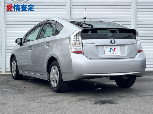 プリウス S 純正ナビ 禁煙車 オートエアコン 純正15インチアルミ CD フルセグ スマートキー(35枚目)