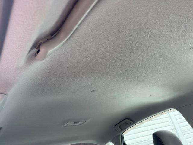 プリウス S 純正ナビ 禁煙車 オートエアコン 純正15インチアルミ CD フルセグ スマートキー(43枚目)