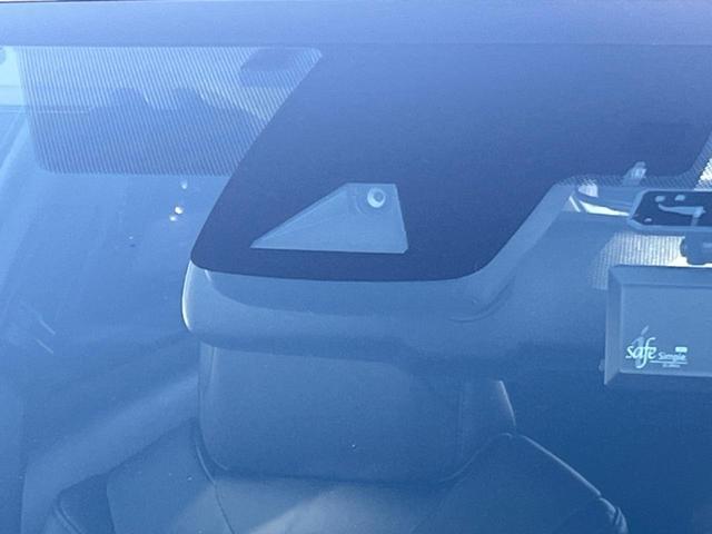 プリウス Aツーリングセレクション 衝突軽減ブレーキ 純正ナビ レーダークルーズ バックカメラ ETC フルセグ Bluetooth シートヒーター 合皮シート LEDヘッドライト LEDフォグライト オートライト(5枚目)