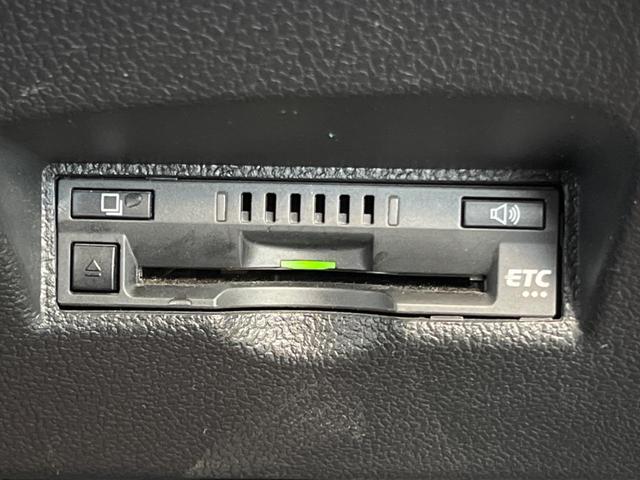 プリウス Aツーリングセレクション 衝突軽減ブレーキ 純正ナビ レーダークルーズ バックカメラ ETC フルセグ Bluetooth シートヒーター 合皮シート LEDヘッドライト LEDフォグライト オートライト(6枚目)