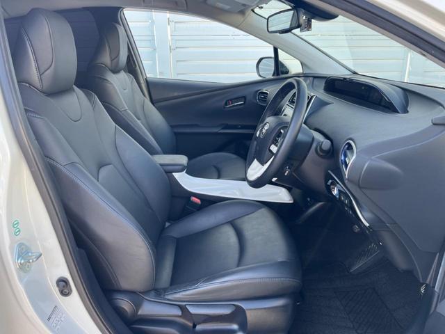 プリウス Aツーリングセレクション 衝突軽減ブレーキ 純正ナビ レーダークルーズ バックカメラ ETC フルセグ Bluetooth シートヒーター 合皮シート LEDヘッドライト LEDフォグライト オートライト(11枚目)