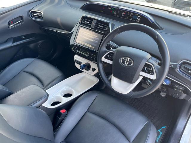 プリウス Aツーリングセレクション 衝突軽減ブレーキ 純正ナビ レーダークルーズ バックカメラ ETC フルセグ Bluetooth シートヒーター 合皮シート LEDヘッドライト LEDフォグライト オートライト(32枚目)