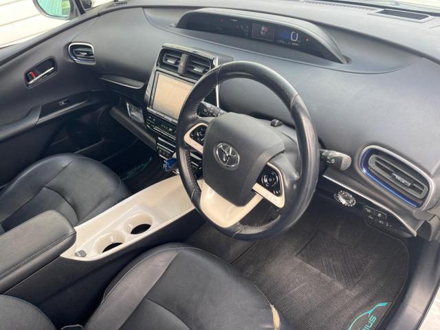 プリウス Aプレミアム ツーリングセレクション 9インチナビ BSM HUD ETC2.0 LEDヘッドライト レザーシート AC100V Rカメラ(27枚目)