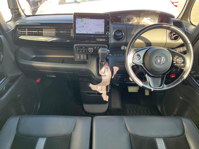 N-BOXカスタム Lターボ 禁煙車 純正9インチナビ ホンダセンシング 両側パワースライドドア レーダークルーズ ETC ドライブレコーダー ハーフレザーシート 革巻きステアリング スマートキー(2枚目)