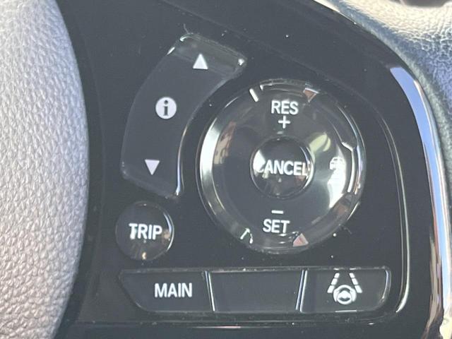 N-BOXカスタム Lターボ 禁煙車 純正9インチナビ ホンダセンシング 両側パワースライドドア レーダークルーズ ETC ドライブレコーダー ハーフレザーシート 革巻きステアリング スマートキー(6枚目)