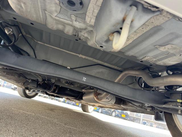 N-BOXカスタム Lターボ 禁煙車 純正9インチナビ ホンダセンシング 両側パワースライドドア レーダークルーズ ETC ドライブレコーダー ハーフレザーシート 革巻きステアリング スマートキー(21枚目)