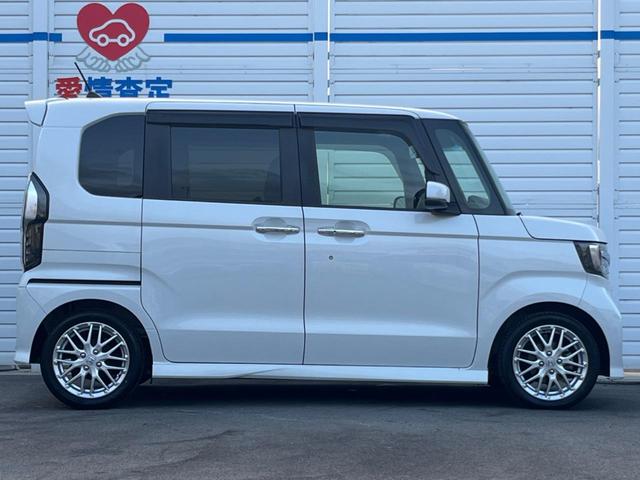 N-BOXカスタム Lターボ 禁煙車 純正9インチナビ ホンダセンシング 両側パワースライドドア レーダークルーズ ETC ドライブレコーダー ハーフレザーシート 革巻きステアリング スマートキー(24枚目)