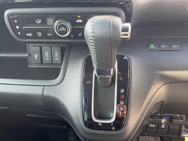 N-BOXカスタム Lターボ 禁煙車 純正9インチナビ ホンダセンシング 両側パワースライドドア レーダークルーズ ETC ドライブレコーダー ハーフレザーシート 革巻きステアリング スマートキー(41枚目)