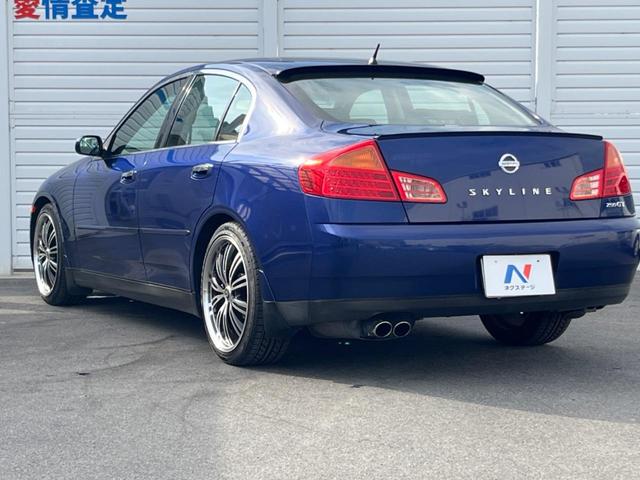 スカイライン ２５０ＧＴ　プレミアム　禁煙車　ＢＯＳＥ　ＥＴＣ　革巻きステアリング　ハーフレザーシート　ステアリングスイッチ　オートエアコン　１９インチアルミ　キーレス（21枚目）