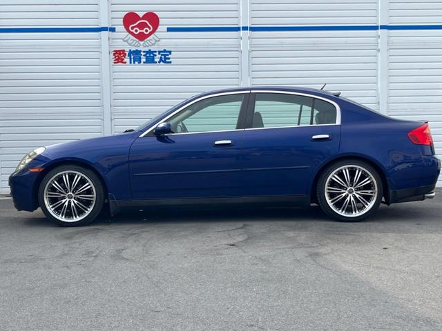 スカイライン ２５０ＧＴ　プレミアム　禁煙車　ＢＯＳＥ　ＥＴＣ　革巻きステアリング　ハーフレザーシート　ステアリングスイッチ　オートエアコン　１９インチアルミ　キーレス（24枚目）