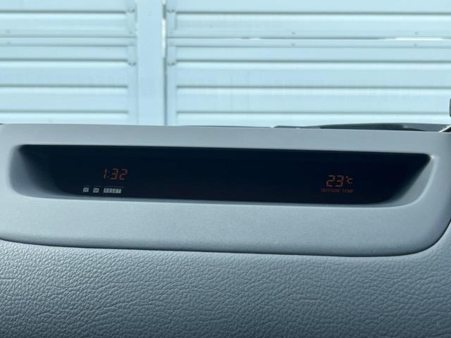 スカイライン ２５０ＧＴ　プレミアム　禁煙車　ＢＯＳＥ　ＥＴＣ　革巻きステアリング　ハーフレザーシート　ステアリングスイッチ　オートエアコン　１９インチアルミ　キーレス（45枚目）