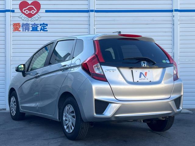 フィット １３Ｇ・Ｆパッケージ　禁煙車　純正ナビ　バックカメラ　アイドリングストップ　電動格納ミラー　スマートキー　ヘッドレベライザー　ステアリングリモコン　セキュリティアラーム（22枚目）