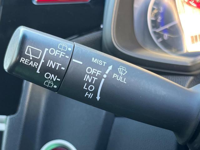 フィット １３Ｇ・Ｆパッケージ　禁煙車　純正ナビ　バックカメラ　アイドリングストップ　電動格納ミラー　スマートキー　ヘッドレベライザー　ステアリングリモコン　セキュリティアラーム（32枚目）