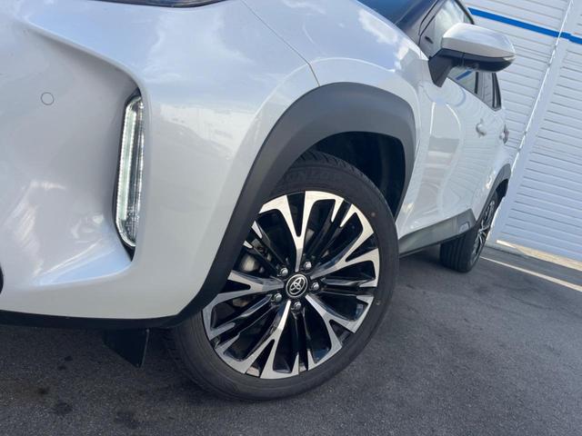 ヤリスクロス ハイブリッドZ 禁煙車 純正ディスプレイオーディオ 全周囲カメラ 衝突軽減 レーダークルーズ ETC ドラレコ スマートキー シートヒーター(30枚目)