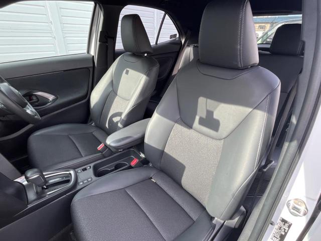 ヤリスクロス ハイブリッドZ 禁煙車 純正ディスプレイオーディオ 全周囲カメラ 衝突軽減 レーダークルーズ ETC ドラレコ スマートキー シートヒーター(36枚目)