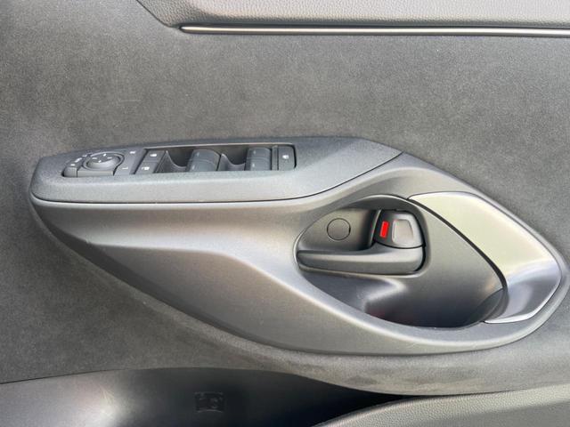 ヤリスクロス ハイブリッドZ 禁煙車 純正ディスプレイオーディオ 全周囲カメラ 衝突軽減 レーダークルーズ ETC ドラレコ スマートキー シートヒーター(40枚目)