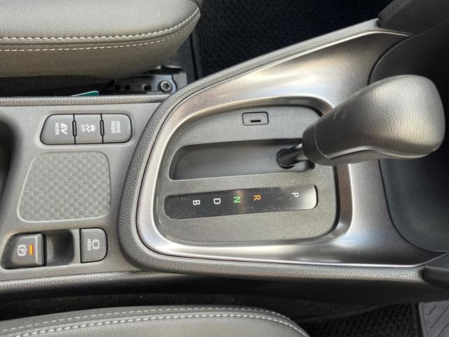 ヤリスクロス ハイブリッドZ 禁煙車 純正ディスプレイオーディオ 全周囲カメラ 衝突軽減 レーダークルーズ ETC ドラレコ スマートキー シートヒーター(48枚目)