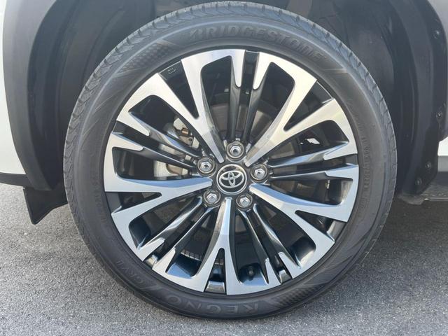 ヤリスクロス ハイブリッドZ 禁煙車 純正ディスプレイオーディオ 衝突軽減 バックカメラ レーダークルーズ ETC ドライブレコーダー シートヒーター パワーバックドア スマートキー ハーフレザーシート 純正アルミホイール(16枚目)