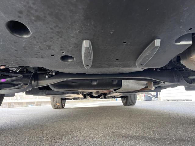 ヤリスクロス ハイブリッドZ 禁煙車 純正ディスプレイオーディオ 衝突軽減 バックカメラ レーダークルーズ ETC ドライブレコーダー シートヒーター パワーバックドア スマートキー ハーフレザーシート 純正アルミホイール(22枚目)