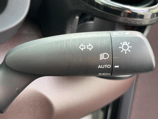 ヤリスクロス ハイブリッドZ 禁煙車 純正ディスプレイオーディオ 衝突軽減 バックカメラ レーダークルーズ ETC ドライブレコーダー シートヒーター パワーバックドア スマートキー ハーフレザーシート 純正アルミホイール(44枚目)