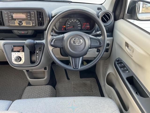 パッソ Ｘ　ＬパッケージＳ　禁煙車　スマートアシスト　スマートキー　オーディオ　アイドリングストップ　ヘッドレベライザー　オートエアコン　電動格納ミラー（43枚目）