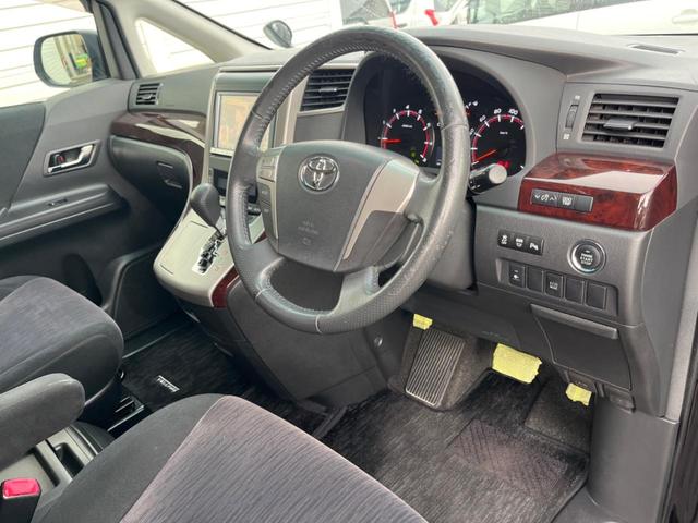 ヴェルファイア ２．４Ｚ　禁煙車　純正ＳＤナビ　後席モニター　バックカメラ　スマートキー　ＨＩＤヘッド（12枚目）