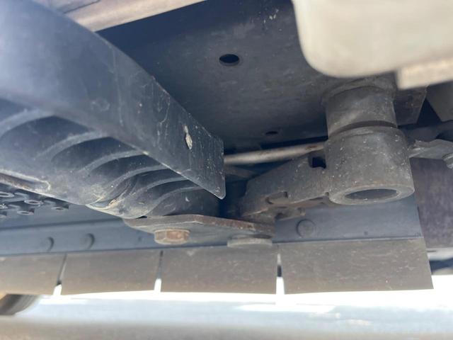 エブリイワゴン ＰＺターボスペシャル　ナビ　両側パワースライドドア　バックカメラ　ＥＴＣ　Ｂｌｕｅｔｏｏｔｈ　ＴＶ　電動格納ミラー　ターボ　オートエアコン　キーレス（21枚目）