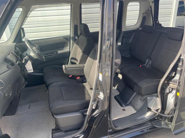 パレットＳＷ ＴＳ　純正ナビ　両側パワースライドドア　ターボ　スマートキー　革巻きステアリング　純正アルミホイール　オートエアコン　ＴＶ（31枚目）