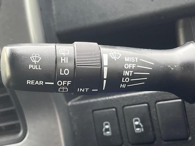 ヴォクシー ＺＳ　煌　禁煙車　純正ナビ　後席モニター　両側パワースライドドア　バックカメラ　ＥＴＣ　ドライブレコーダー　ハーフレザーシート　８人乗り　純正アルミホイール　革巻きステアリング　スマートキー　Ｂｌｕｅｔｏｏｔｈ（46枚目）