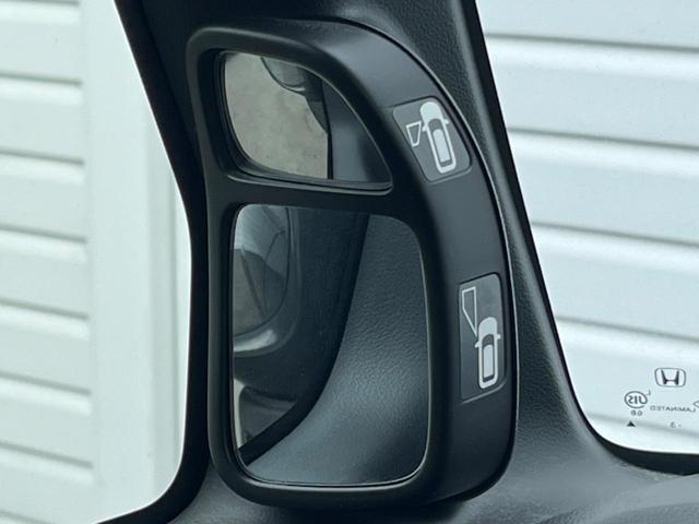 Ｎ－ＢＯＸ Ｇ　ＳＳパッケージ　禁煙車　純正ナビ　両側パワースライドドア　バックカメラ　ＥＴＣ　純正アルミホイール　スマートキー　ステアリングリモコン　ヘッドレベライザー　ＴＶ　Ｂｌｕｅｔｏｏｔｈ（42枚目）