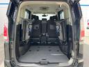 普段のお買い物や通勤、送迎等に十分な荷室スペースを確保しておりますサードシートを倒すと、大きな荷物の積載も可能です♪