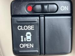 �ڥѥ���饤�ɥɥ��ۥ��ޡ��ȥ����䱿ž�ʤΥ����å��ǥ��饤�ɥɥ��γ��Ĥ���ǽ����ư�������Ϥ�����ƥɥ��򳫤���ɬ�פ�̵���������������ͤǤ⡢�Ť���ʪ����äƤ������饯�˳����Ĥ�Ǥ��ޤ��� 4