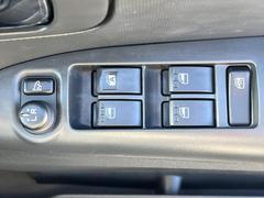 ����ư��Ǽ�ߥ顼�ۥ����ɥߥ顼����ư��Ǽ���ȤʤäƤ��ꡢ������־�Ǥ⥭�����Ĥ��ꥹ�����ޤ����ޤ��� 6