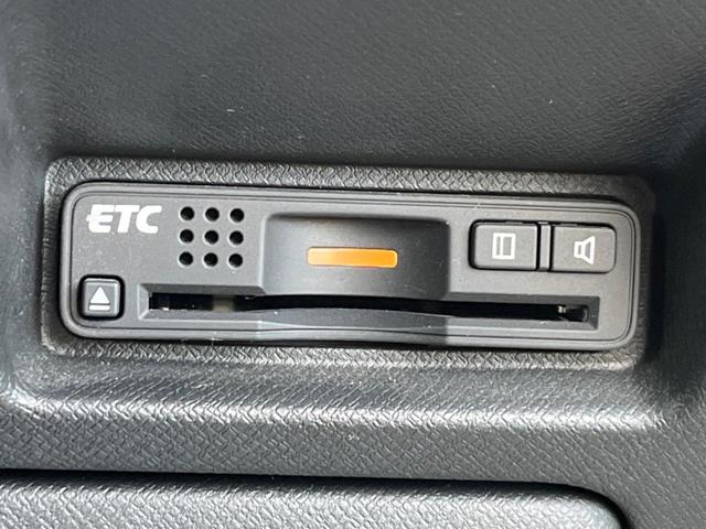 ステップワゴンスパーダ Ｓ　純正８インチナビ　フリップダウンモニター　電動スライドドア　バックカメラ　スマートキー　ＨＩＤヘッド　ＥＴＣ　クルコン　オートライト　オートエアコン　純正１６インチアルミ　Ｂｌｕｅｔｏｏｔｈ　地デジ（28枚目）