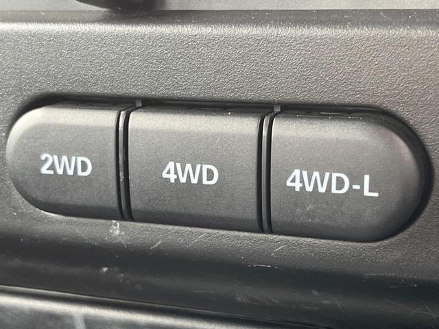 ジムニー ＸＧ　４ＷＤ　ターボ　メモリーナビ　バックカメラ　ＥＴＣ　純正１６インチアルミ　Ｂｌｕｅｔｏｏｔｈ　ＣＤ　ＤＶＤ再生　フルセグ　キーレスエントリー　ドアバイザー（5枚目）