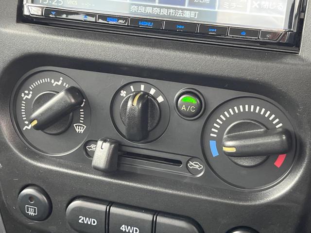 ジムニー ＸＧ　４ＷＤ　ターボ　メモリーナビ　バックカメラ　ＥＴＣ　純正１６インチアルミ　Ｂｌｕｅｔｏｏｔｈ　ＣＤ　ＤＶＤ再生　フルセグ　キーレスエントリー　ドアバイザー（7枚目）