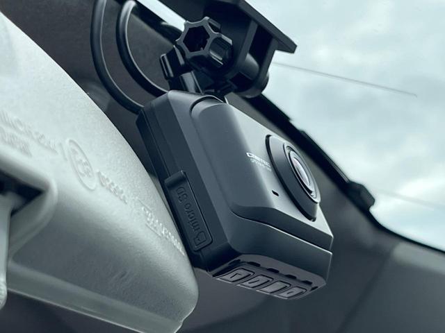 ジムニー ＸＧ　４ＷＤ　ターボ　メモリーナビ　バックカメラ　ＥＴＣ　純正１６インチアルミ　Ｂｌｕｅｔｏｏｔｈ　ＣＤ　ＤＶＤ再生　フルセグ　キーレスエントリー　ドアバイザー（28枚目）