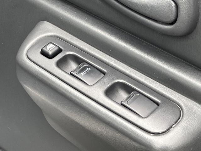 ジムニー ＸＧ　４ＷＤ　ターボ　メモリーナビ　バックカメラ　ＥＴＣ　純正１６インチアルミ　Ｂｌｕｅｔｏｏｔｈ　ＣＤ　ＤＶＤ再生　フルセグ　キーレスエントリー　ドアバイザー（38枚目）