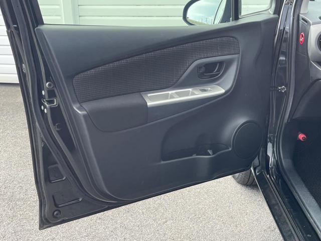 ヴィッツ F SDナビ バックカメラ ドラレコ スマートキー ビルトインETC Bluetooth CD DVD再生 フルセグ(49枚目)