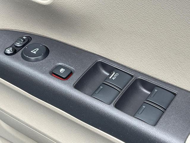 ライフ G特別仕様車 HIDスマートスペシャル スマートキー HIDヘッド オートエアコン CD ドアバイザー プライバシーガラス 衝突安全ボディ 電動格納ミラー(41枚目)