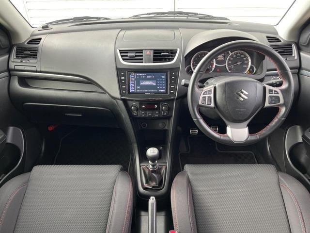 スイフトスポーツ ベースグレード 6MT車 車高調 バックカメラ スマートキー ドラレコ HIDヘッド ETC クルコン オートライト オートエアコン 17インチアルミ CD DVD再生(2枚目)