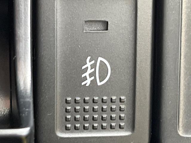 スイフトスポーツ ベースグレード 6MT車 車高調 バックカメラ スマートキー ドラレコ HIDヘッド ETC クルコン オートライト オートエアコン 17インチアルミ CD DVD再生(36枚目)